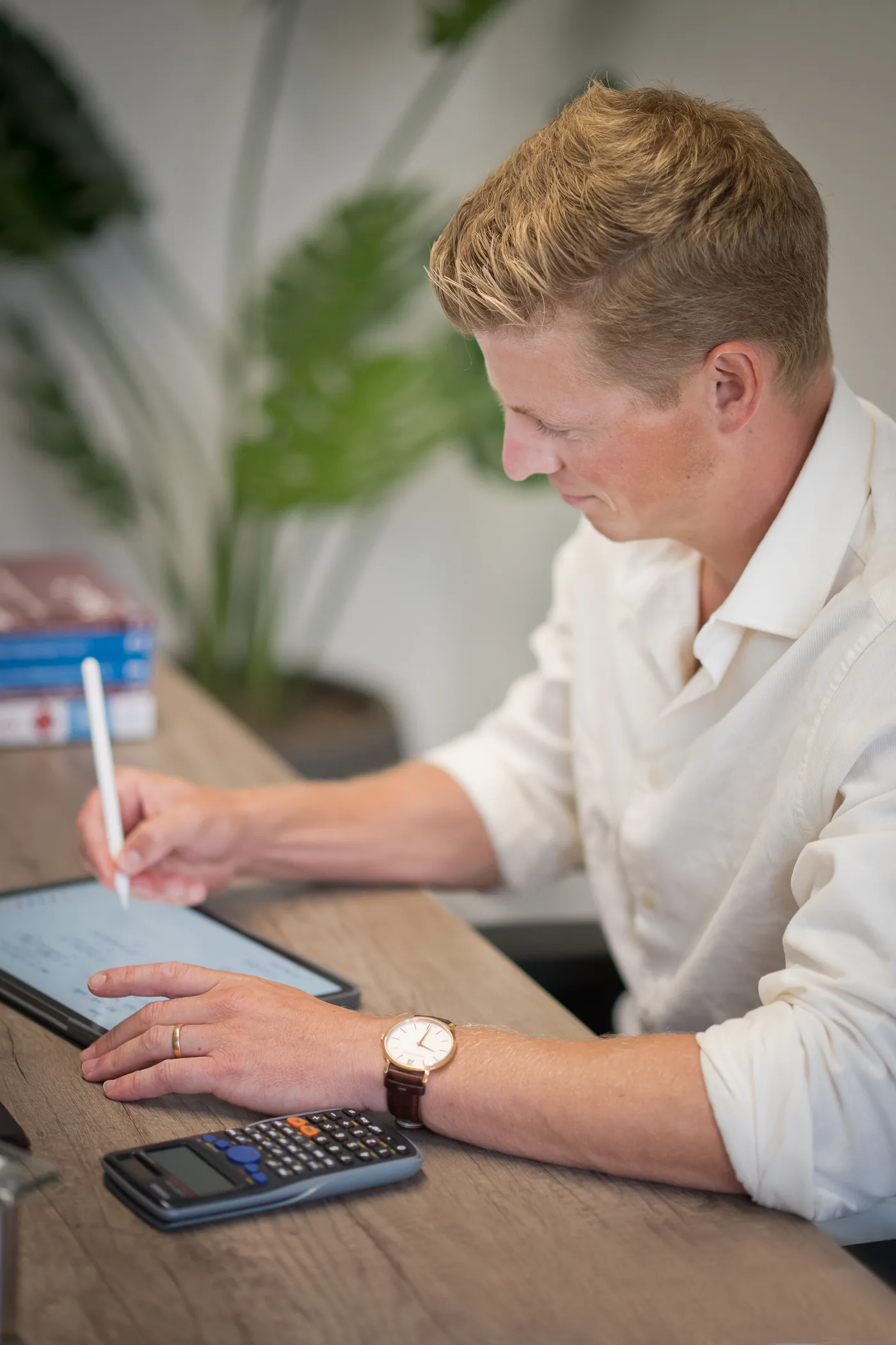 Ed preparing a student's programme